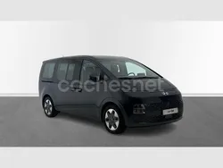 Gris Usado 2023 Hyundai Staria Van | 39.500 € (Precio justo)