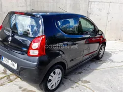 Negro Usado 2009 Nissan Pixo Acenta Utilitario | 1900 € (Super precio)