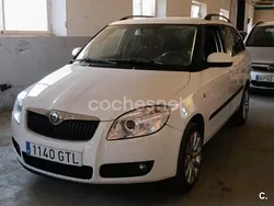 Blanco Usado 2010 Skoda Fabia Style Familiar | 3689 € (Buen precio)