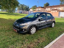 Azul Usado 2012 Peugeot 207 Active Berlina | 4999 € (Precio justo)