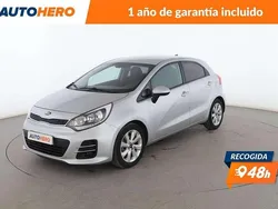 Gris Usado 2016 Kia Rio Berlina | 9599 € (Precio justo)