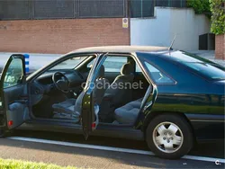 Verde Usado 2000 Renault Safrane Utilitario | 4000 €