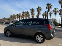 Gris / plata Usado 2016 Peugeot 5008 Style Monovolumen | 10.000 € (Precio justo)