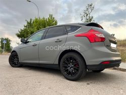 Gris / plata Usado 2013 Ford Focus Titanium Berlina | 9800 € (Precio justo)