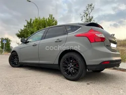 Gris / plata Usado 2013 Ford Focus Titanium Berlina | 10.000 € (Precio justo)