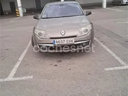 Gris / plata Usado 2010 Renault Laguna III Authentique Berlina | 3750 € (Buen precio)