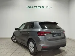 Gris Usado 2024 Skoda Fabia Selection | 16.990 € (Buen precio)