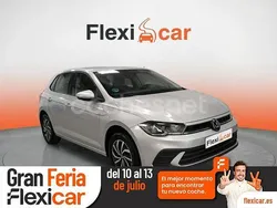 Gris Usado 2024 VW Polo Life Berlina | 18.990 € (Precio justo)