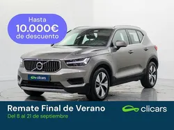 Gris / plata Usado 2021 Volvo XC40 Inscription SUV | 26.990 € (Precio justo)