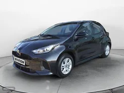 Negro Nuevo 2025 Mazda 2 Center-Line Berlina | 21.800 € (Precio justo)