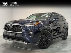 Azul Usado 2023 Toyota Highlander Luxury SUV | 59.990 € (Un poco caro)