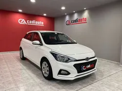 Blanco Usado 2019 Hyundai i20 Utilitario | 14.400 € (Un poco caro)