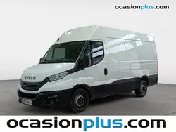 Blanco Usado 2023 Iveco Daily Berlina | 26.537 € (Precio justo)