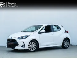 Blanco Usado 2024 Toyota Yaris Hybrid Active Berlina | 23.250 € (Precio justo)