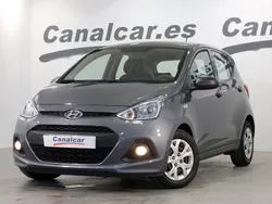 Gris Usado 2016 Hyundai i10 Utilitario | 7825 € (Precio justo)