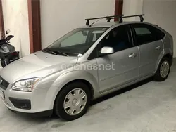 Gris / plata Usado 2007 Ford Focus Ambiente Berlina | 4500 € (Precio justo)