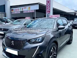Gris / plata Usado 2021 Peugeot 2008 Allure SUV | 18.500 € (Caro)