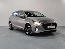 Gris Usado 2021 Hyundai i20 Utilitario | 13.890 € (Un poco caro)