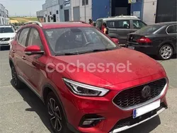 Granate Usado 2023 MG ZS Luxury Berlina | 16.500 € (Precio justo)