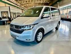Gris / plata Usado 2024 VW Caravelle Monovolumen | 43.900 € (Caro)