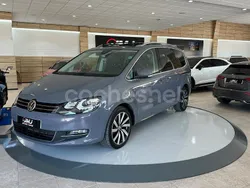 Gris / plata Usado 2019 VW Sharan Sportline Monovolumen | 32.990 € (Precio justo)