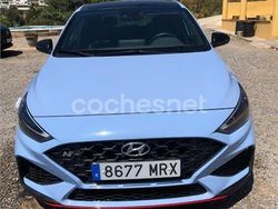 Azul Usado 2024 Hyundai i30 Berlina | 39.999 €