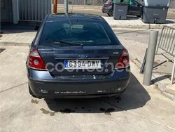 Gris / plata Usado 2006 Ford Mondeo Trend Berlina | 1200 € (Super precio)