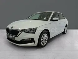 Blanco Usado 2023 Skoda Scala Ambition Utilitario | 16.600 € (Un poco caro)