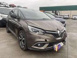 Beige Usado 2016 Renault Grand Scénic IV LIMITED Monovolumen | 5500 €