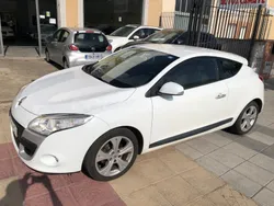 Blanco Usado 2011 Renault Mégane III Dynamique Berlina | 4900 € (Un poco caro)