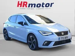 Gris Usado 2024 Seat Ibiza FR | 20.840 € (Precio justo)