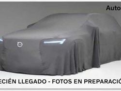 Plateado Usado 2023 Volvo XC40 Core SUV | 32.900 € (Precio justo)