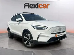 Blanco Usado 2022 MG ZS Luxury Berlina | 18.190 € (Buen precio)