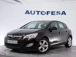 Marrón Usado 2012 Opel Astra Selective Utilitario | 6950 € (Precio justo)