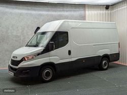 Blanco Usado 2022 Iveco Daily Van | 22.990 € (Buen precio)