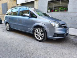 Gris / plata Usado 2006 Opel Zafira Enjoy Monovolumen | 2900 € (Precio justo)
