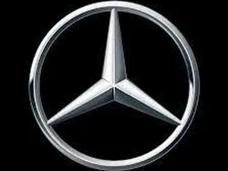 Usado 2023 Mercedes C220 AMG line Berlina | 48.900 €