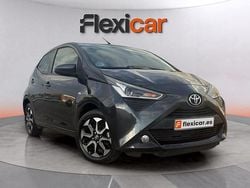 Negro Usado 2018 Toyota Aygo X-play Utilitario | 10.690 € (Buen precio)