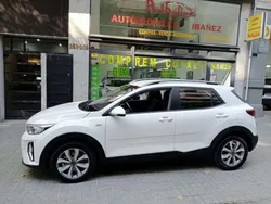 Blanco Usado 2024 Kia Stonic SUV | 17.500 € (Precio justo)