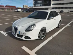 Etiqueta b (amarilla) Usado 2011 Alfa Romeo Giulietta Distinctive Utilitario | 8800 € (Precio justo)