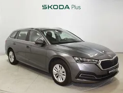 Gris Usado 2024 Skoda Octavia Ambition Familiar | 24.300 € (Super precio)