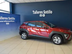 Rojo Nuevo 2024 Hyundai Kona SUV | 23.990 € (Buen precio)