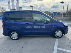 Azul Usado 2015 Ford Tourneo Courier Ambiente Monovolumen | 8500 € (Precio justo)