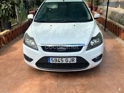 Blanco Usado 2008 Ford Focus Trend Berlina | 5000 € (Precio justo)