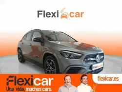Gris Usado 2024 Mercedes GLA200 SUV | 42.690 € (Precio justo)