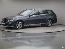Gris / plata Usado 2014 Mercedes E250 Elegance Familiar | 19.999 € (Un poco caro)