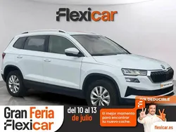 Blanco Usado 2023 Skoda Karoq Ambition SUV | 21.690 € (Precio justo)