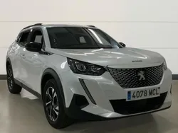 Blanco Usado 2022 Peugeot e-2008 Allure SUV | 29.900 € (Precio justo)