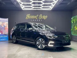 Negro Usado 2020 VW Passat GTE Familiar | 17.890 € (Precio justo)