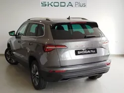 Gris Nuevo 2025 Skoda Karoq Selection SUV | 33.800 € (Un poco caro)